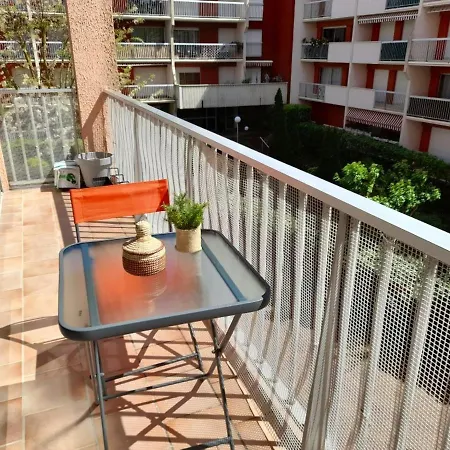 Apartment T2 Avec Balcon Et Parking Prive - Proche Centre Et D'arcachon - Fr-1-319-514 Arcachon